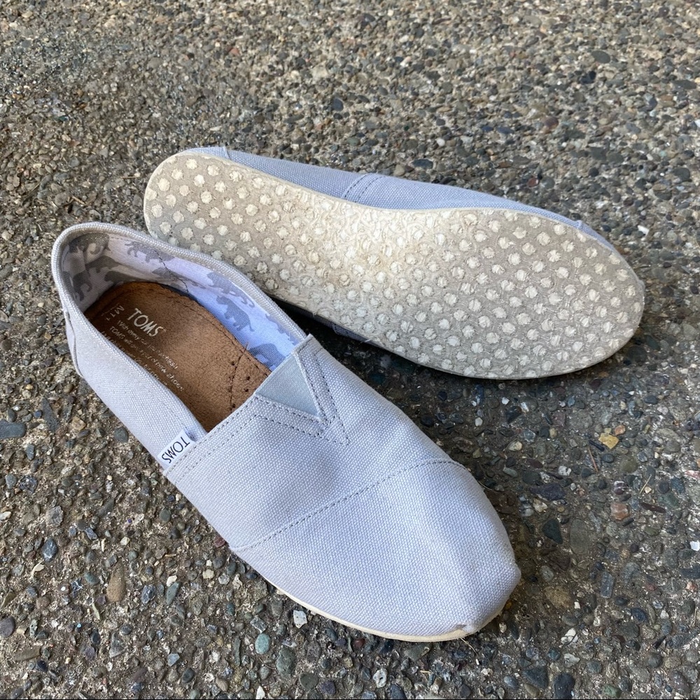 Toms Men’s 11 Light Grey Canvas Shoes